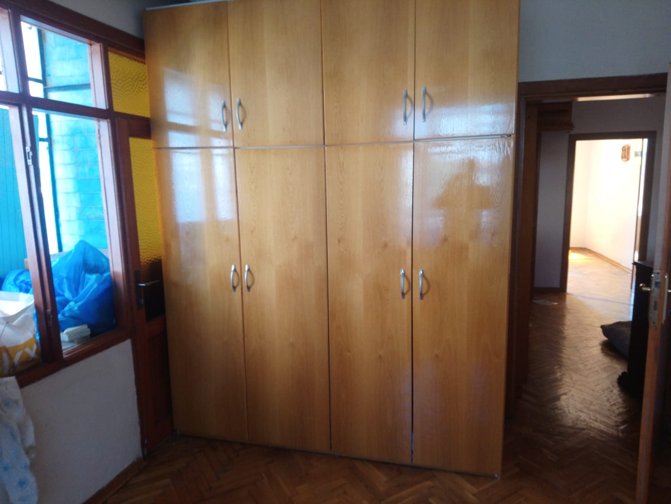 İKİNCİ EL 6 KAPILI RETRO YATAK ODASI DOLABI